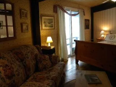 Stouffermill Bed & Breakfast-3